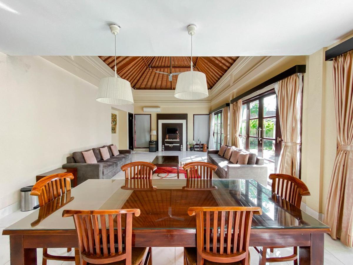 Cometa Villas Seminyak By Premier Hospitality Asia Экстерьер фото