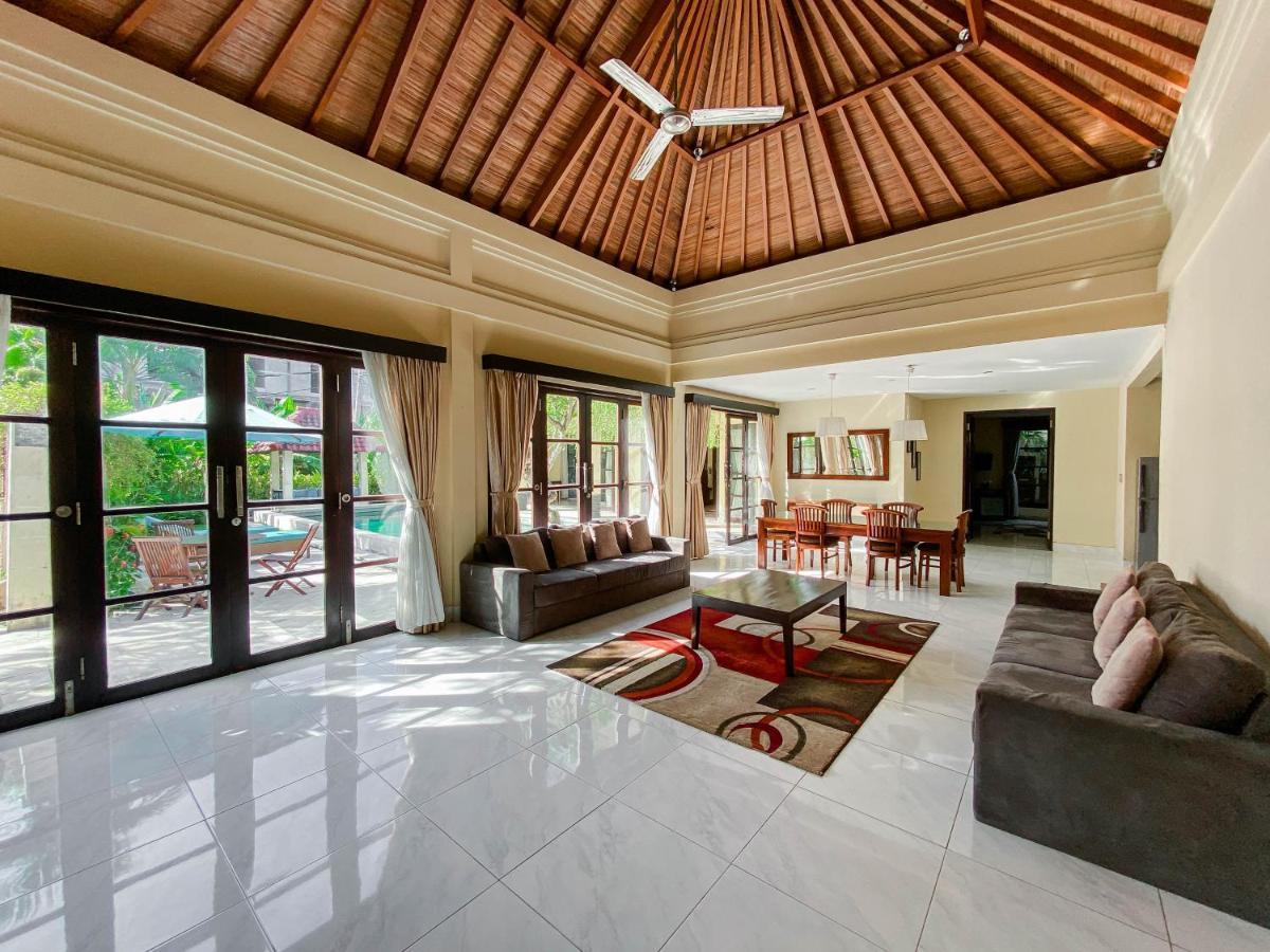 Cometa Villas Seminyak By Premier Hospitality Asia Экстерьер фото