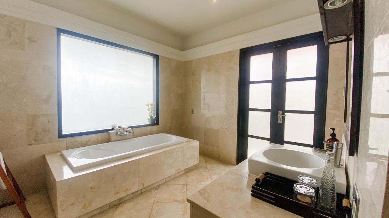 Cometa Villas Seminyak By Premier Hospitality Asia Экстерьер фото